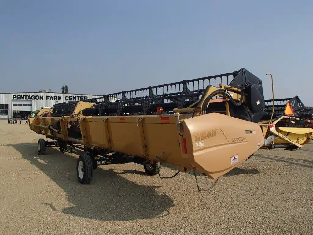 Gallery image 1 for Used 2009 CLAAS G540 Header Combine