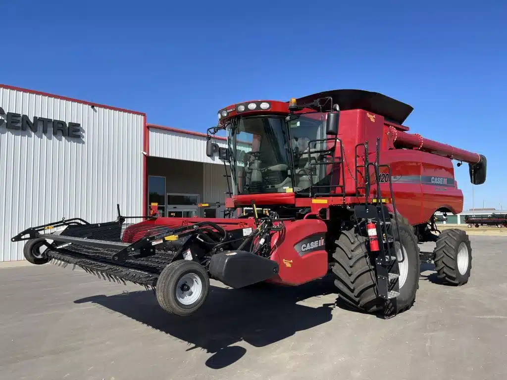 Gallery image 1 for Used 2010 Case IH 7120 Combine