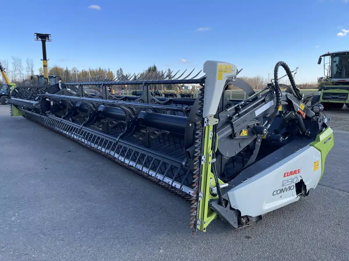 Gallery image 1 for Used 2020 CLAAS CONVIO FLEX 1230 Header Combine