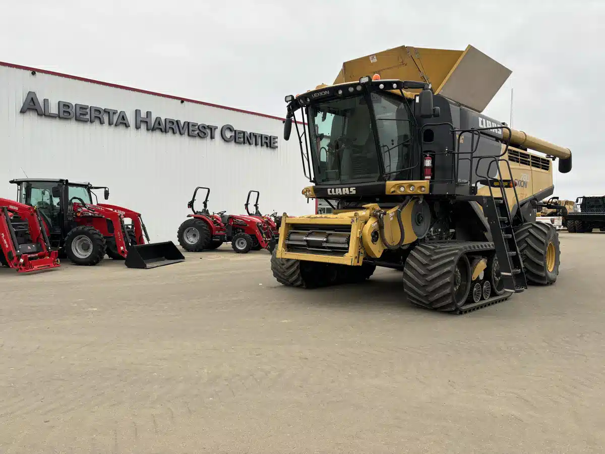 Gallery image 1 for Used 2017 CLAAS LEXION 780TT Combine