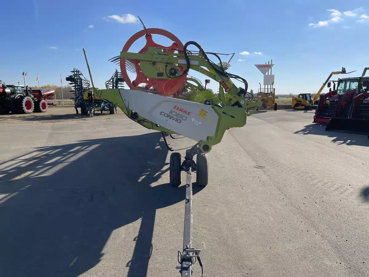 Gallery image 2 for Used 2022 CLAAS Convio Flex 1080 Header Combine