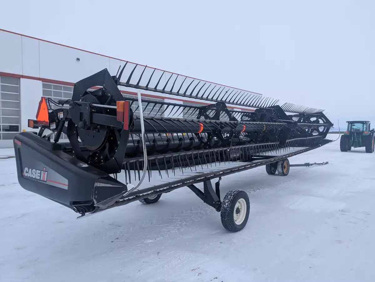 Gallery image 1 for Used 2010 Case IH 2152 Header Combine
