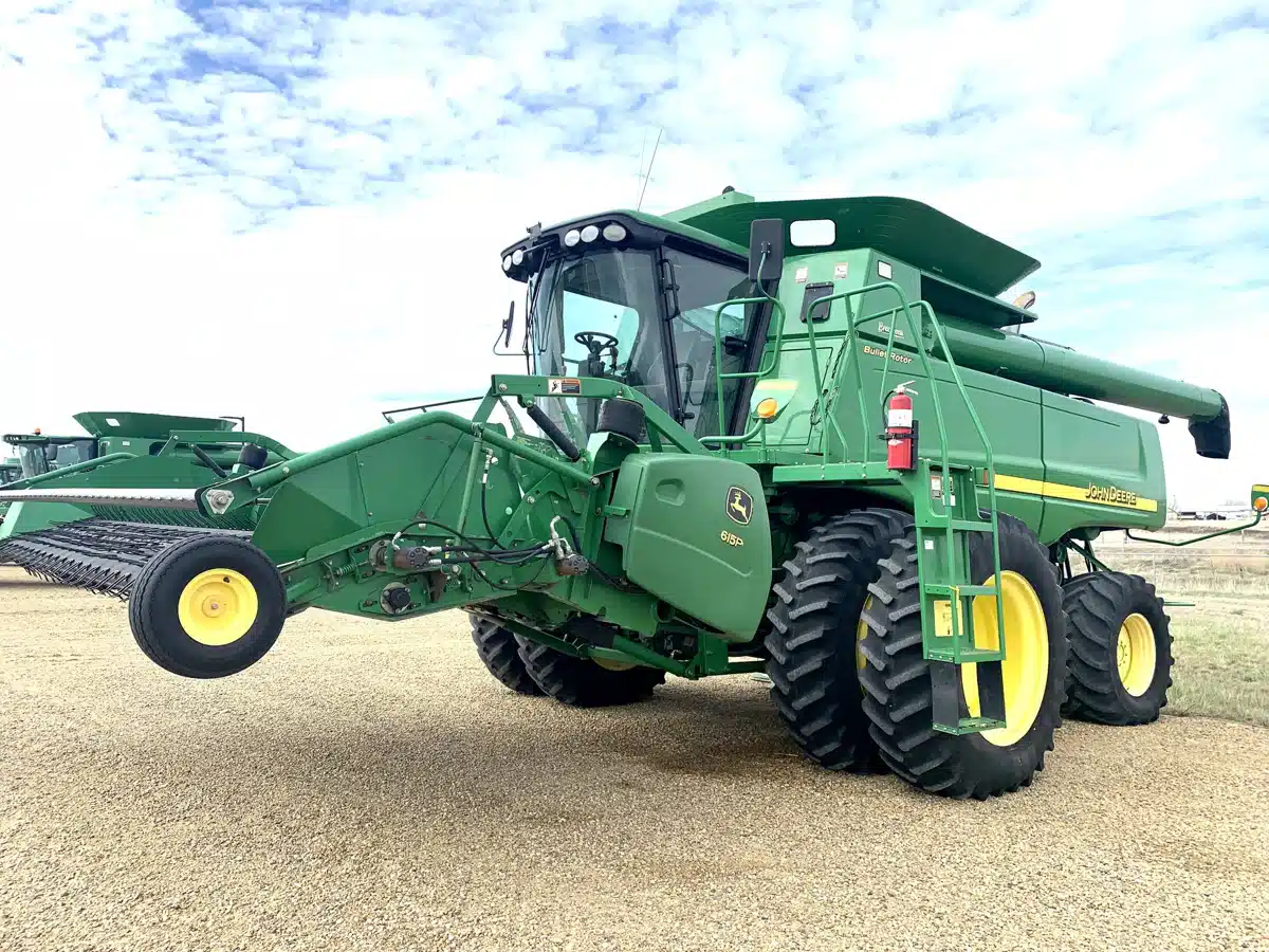 Gallery image 1 for Used 2007 John Deere 9860 STS Combine