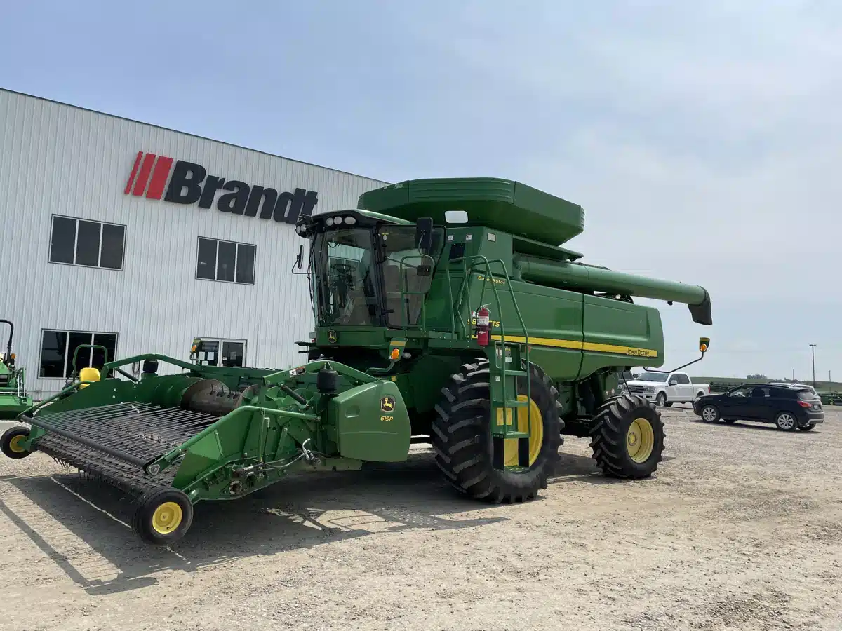 Gallery image 1 for Used 2008 John Deere 9870 STS Combine