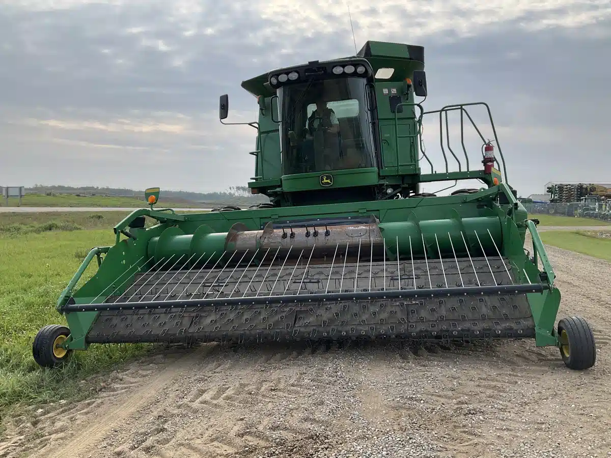 Gallery image 2 for Used 2010 John Deere 9870 STS Combine