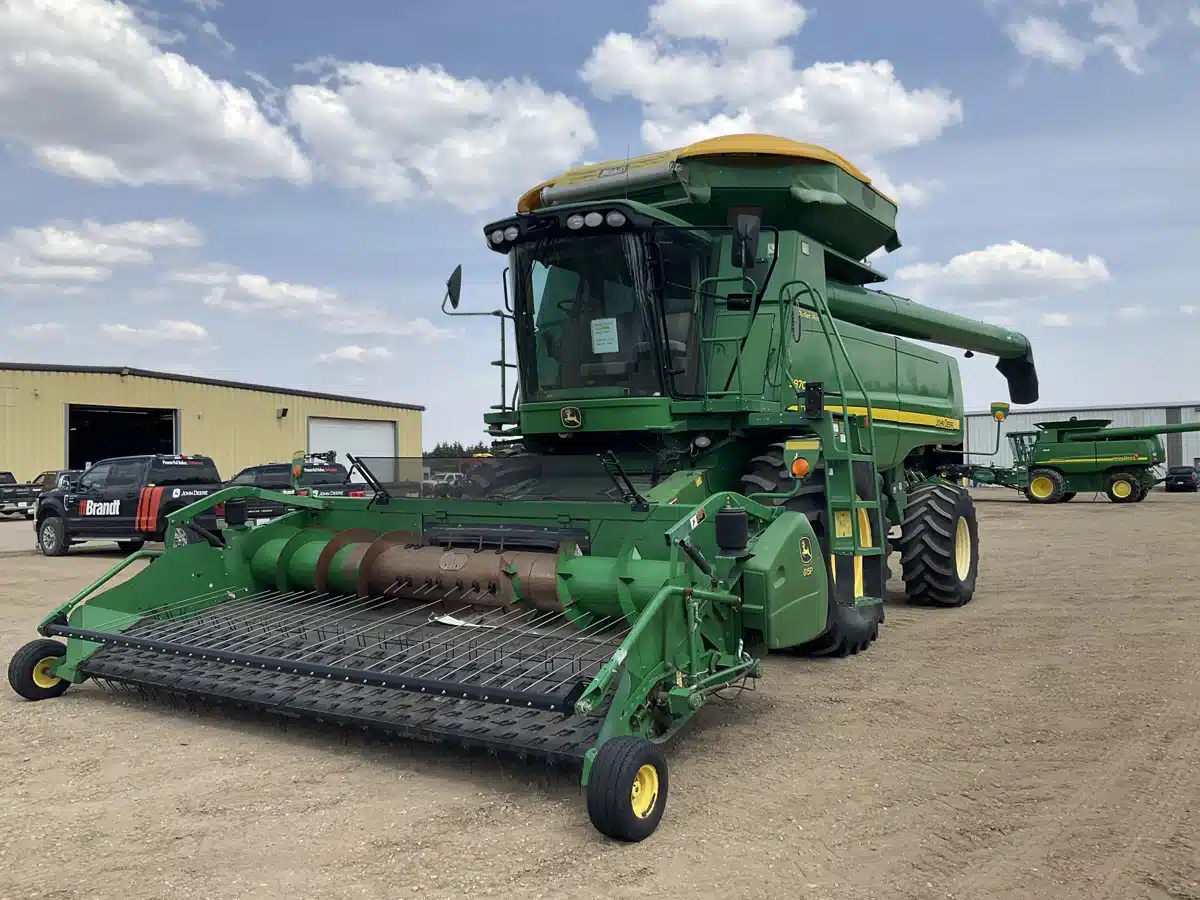 Gallery image 1 for Used 2009 John Deere 9870 STS Combine