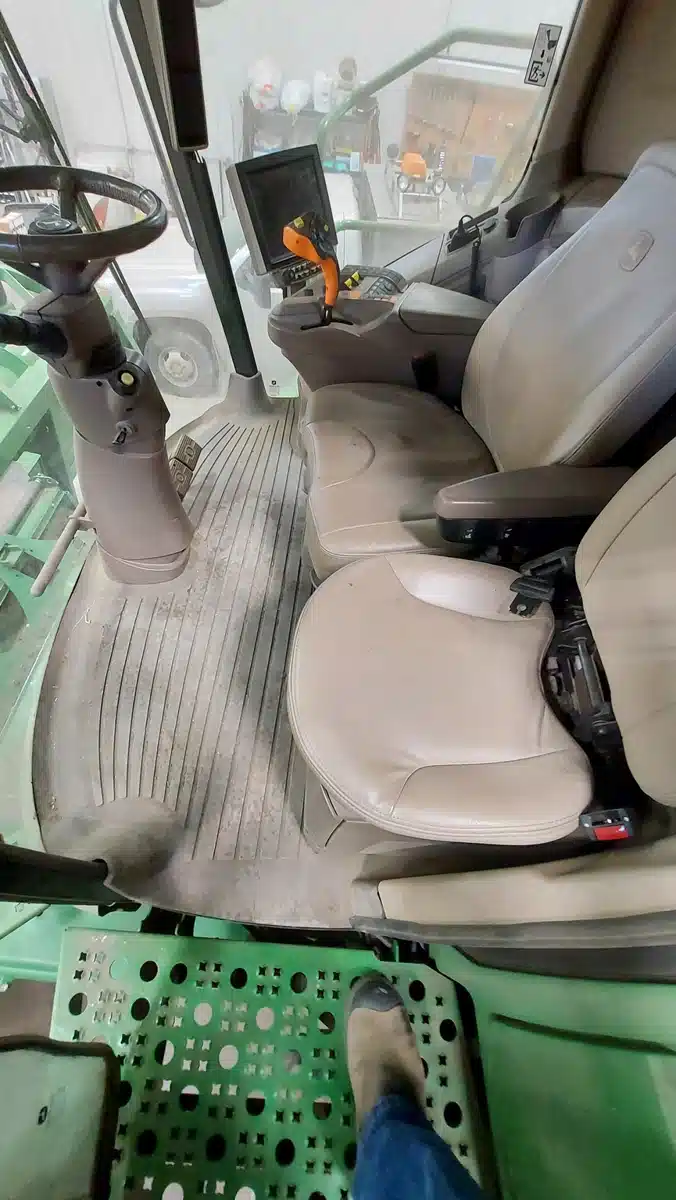 Gallery image 2 for Used 2018 John Deere S790 Combine