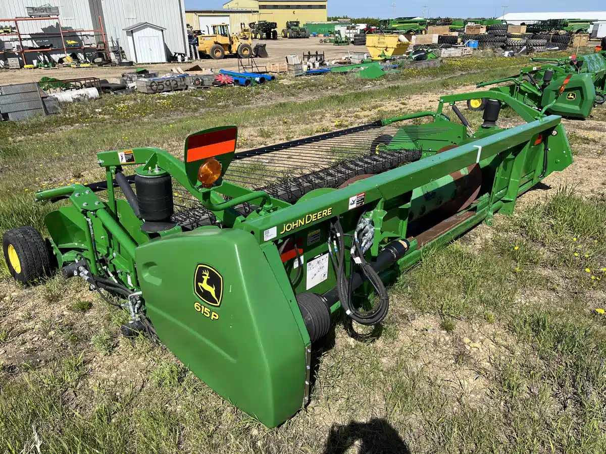 Gallery image 2 for Used 2018 John Deere 615P Header - Draper