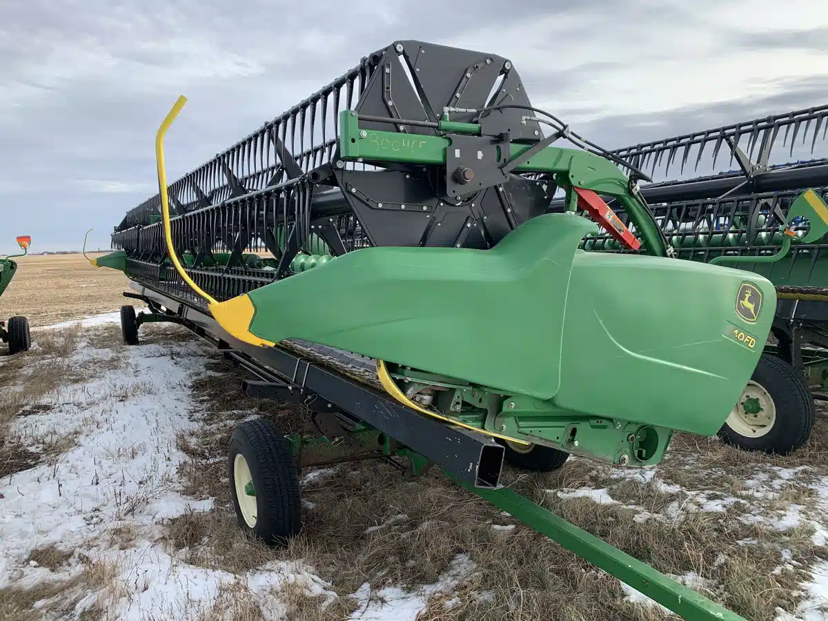 Gallery image 1 for Used 2018 John Deere 640FD Header - Draper