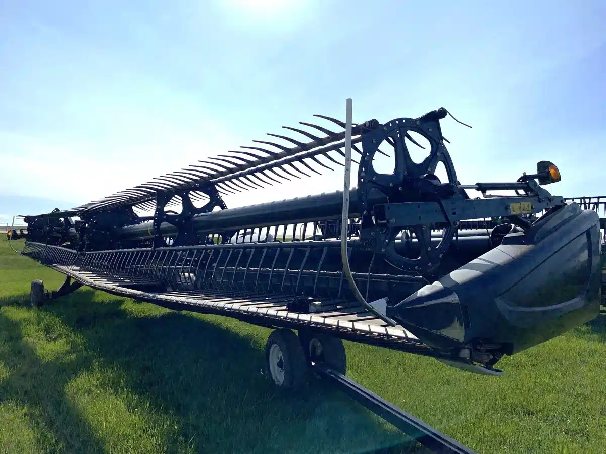 Gallery image 1 for Used 2017 MacDon FD75 Header - Flex Draper