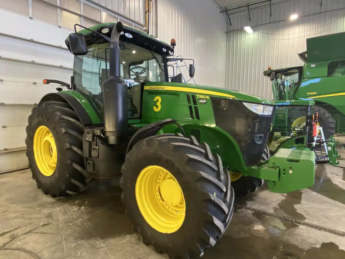 Gallery image 2 for Used 2014 John Deere 7250R Tractor
