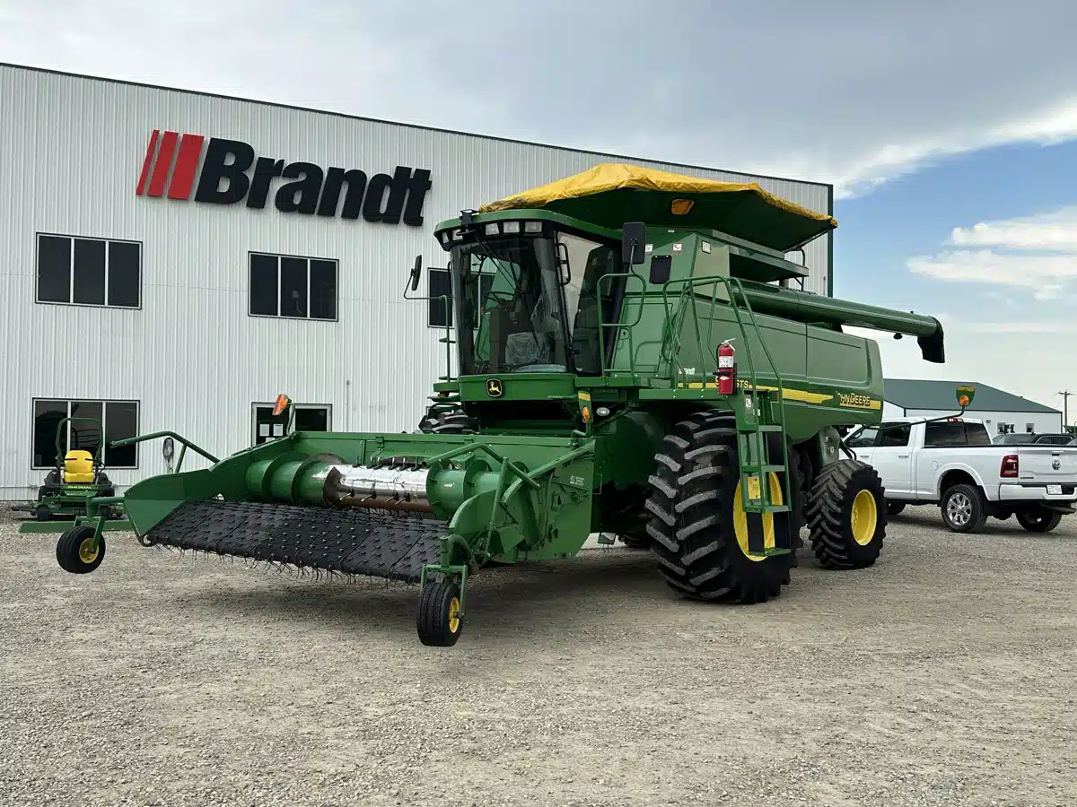 Gallery image 1 for Used 2005 John Deere 9660 STS Combine