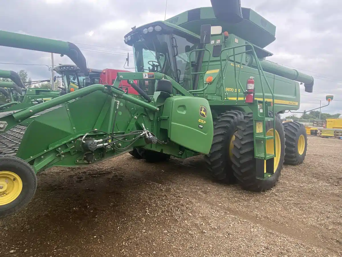 Gallery image 1 for Used 2010 John Deere 9870 STS Combine