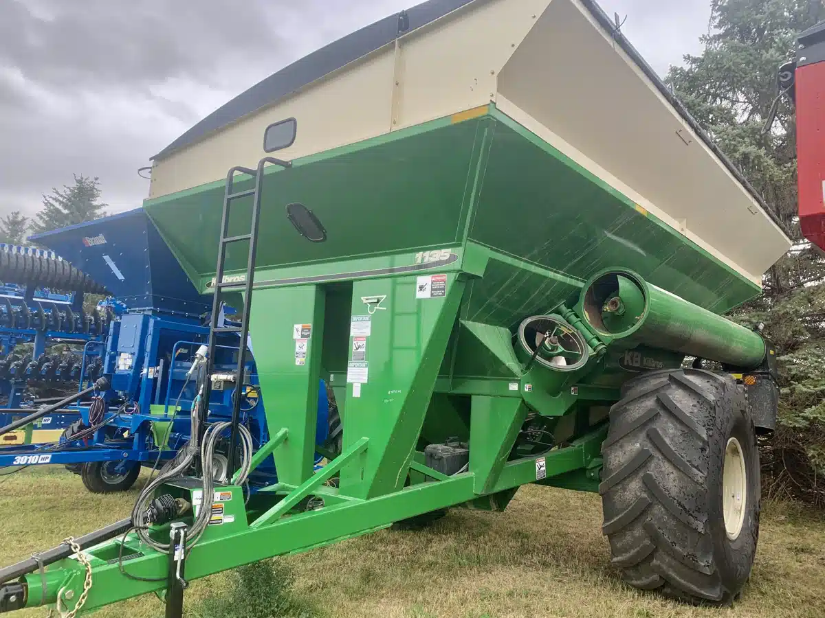 Gallery image 1 for Used 2020 Unverferth 1135 Grain Cart