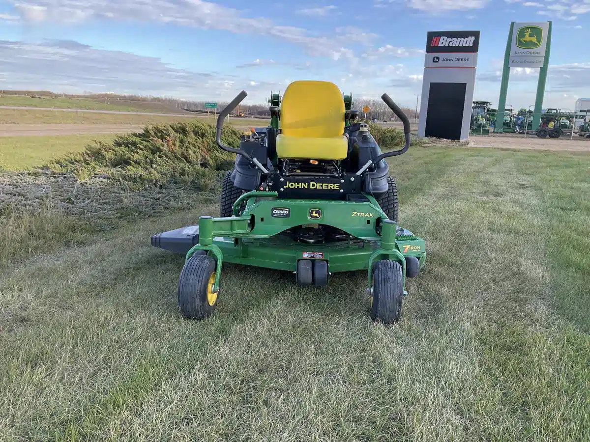 Gallery image 2 for Used 2016 John Deere Z920M Mower - Zero Turn