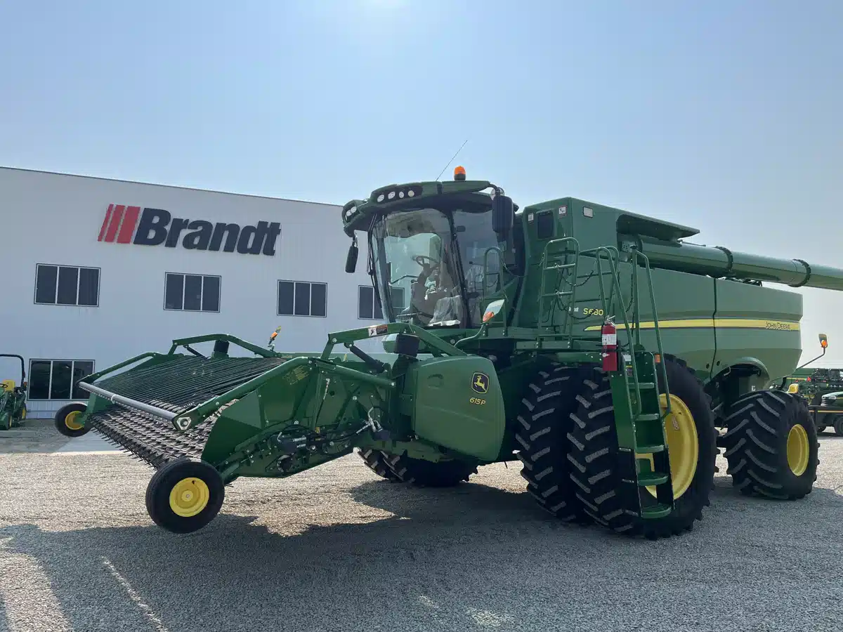 Gallery image 2 for Used 2013 John Deere S680 Combine