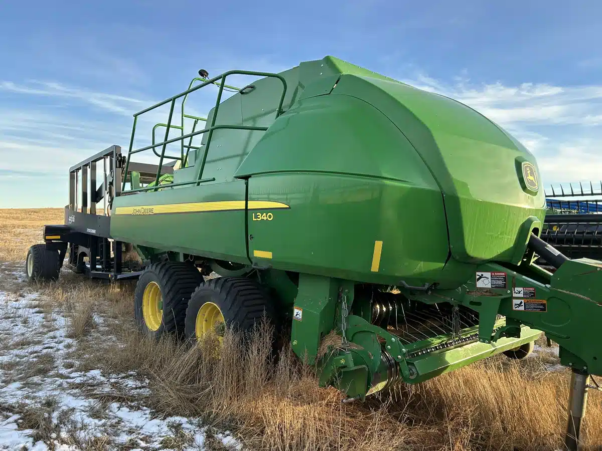 Gallery image 2 for Used 2015 John Deere L340 Square Baler - Large