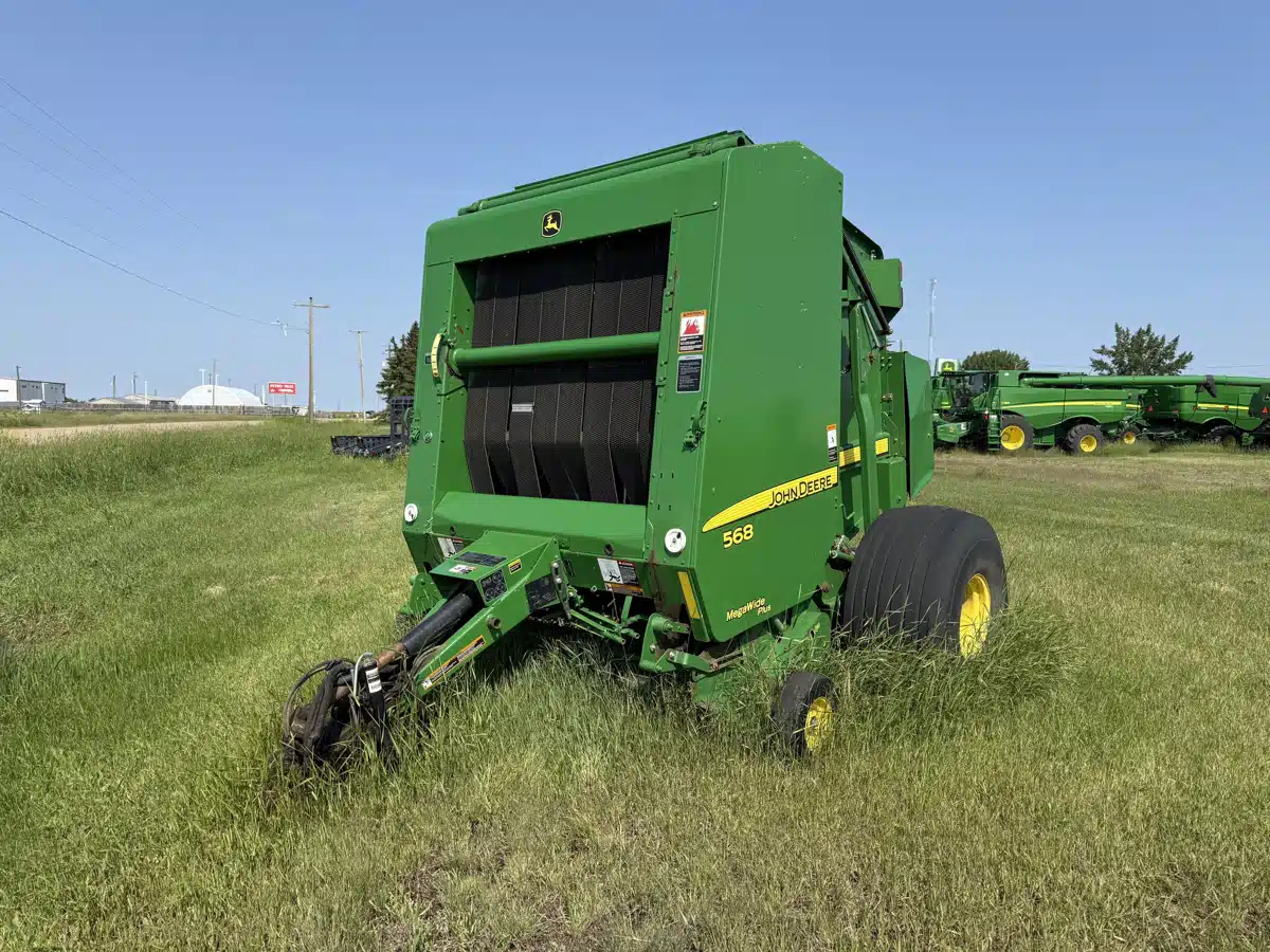 Gallery image 1 for Used 2011 John Deere 568 Round Baler