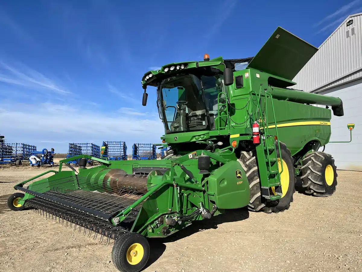 Gallery image 1 for Used 2012 John Deere S670 Combine