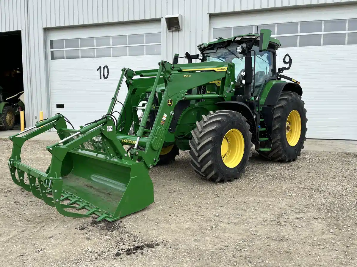 Gallery image 1 for Used 2023 John Deere 7R 250 Tractor