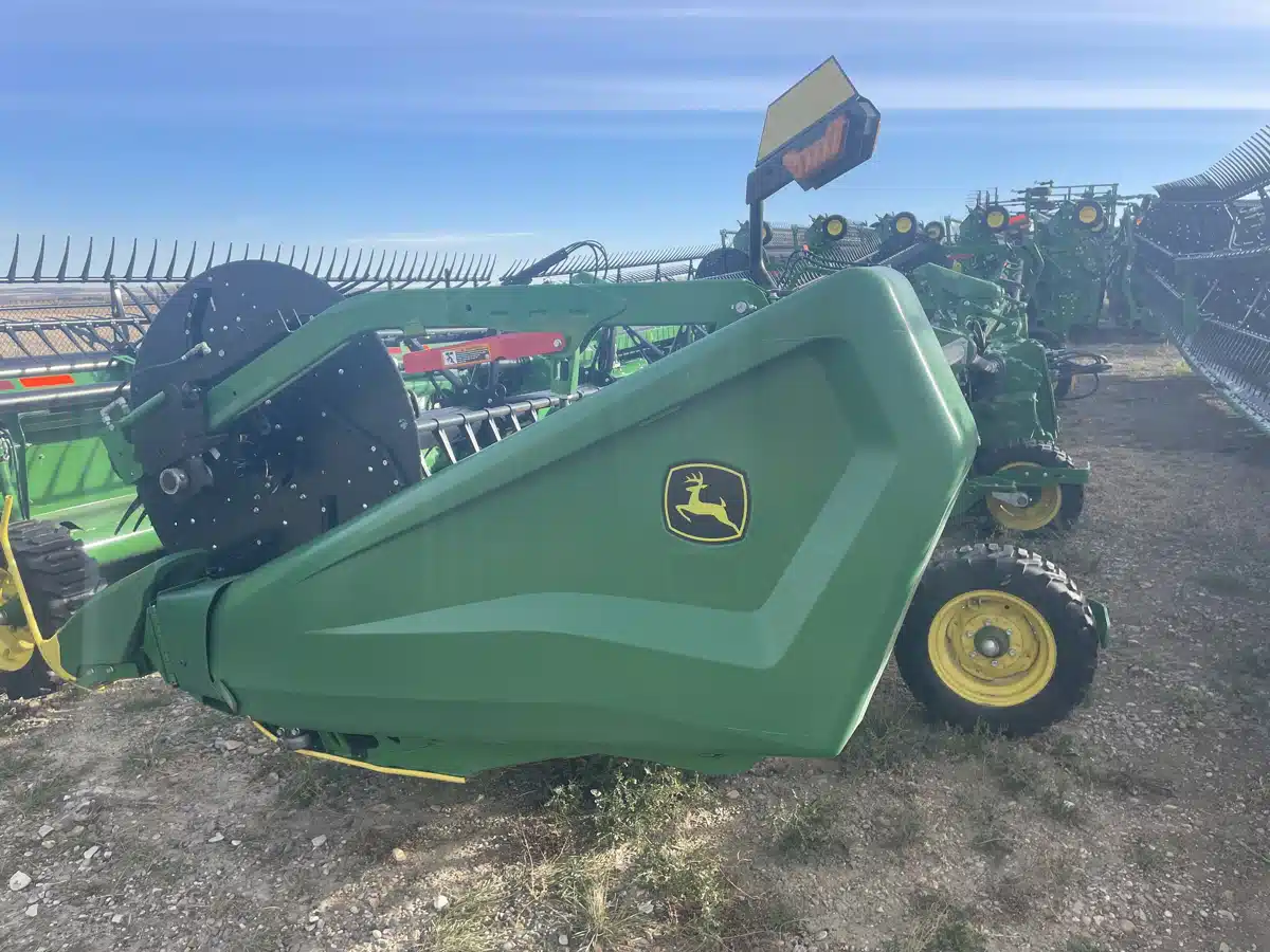 Gallery image 2 for Used 2021 John Deere HD45R Header Combine