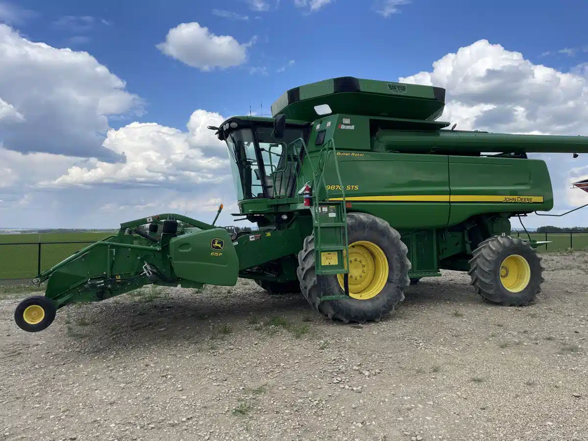Gallery image 1 for Used 2008 John Deere 9870 STS Combine