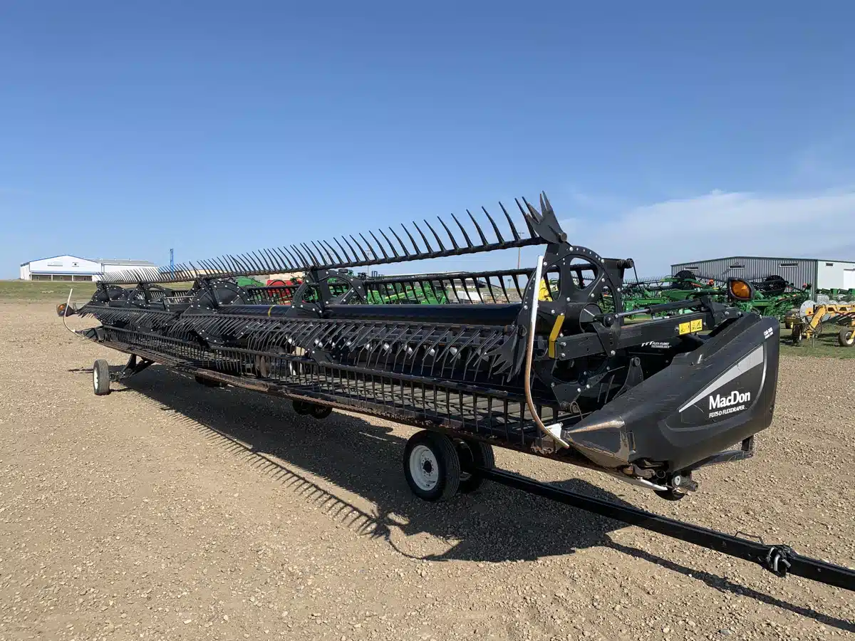 Gallery image 1 for Used 2018 MacDon FD75 Header - Flex Draper
