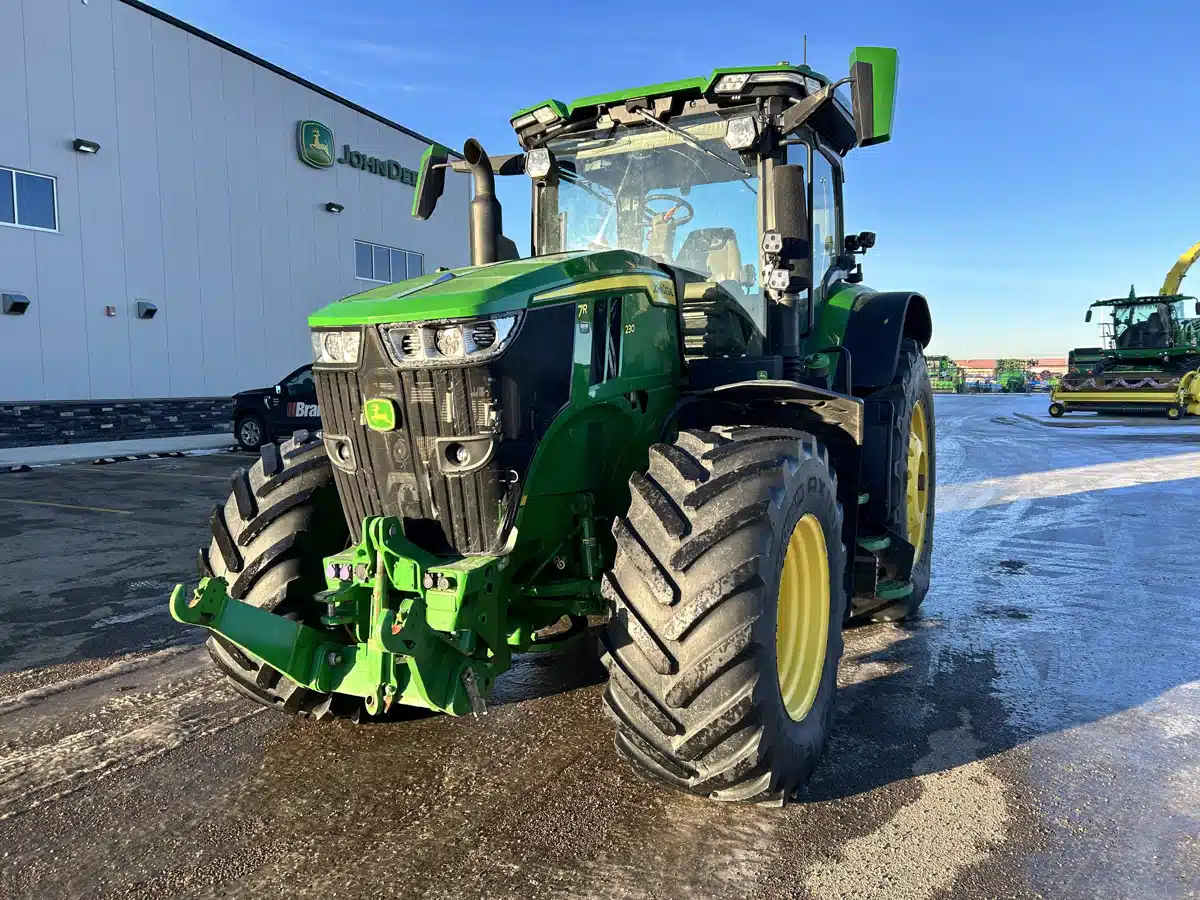 Gallery image 1 for Used 2020 John Deere 7R 230 Tractor