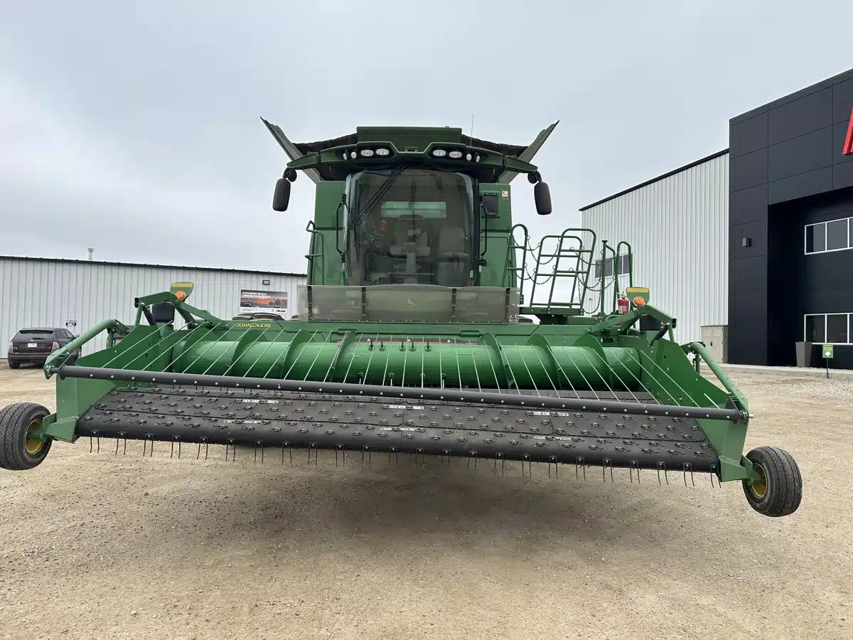 Gallery image 2 for Used 2021 John Deere S790 Combine