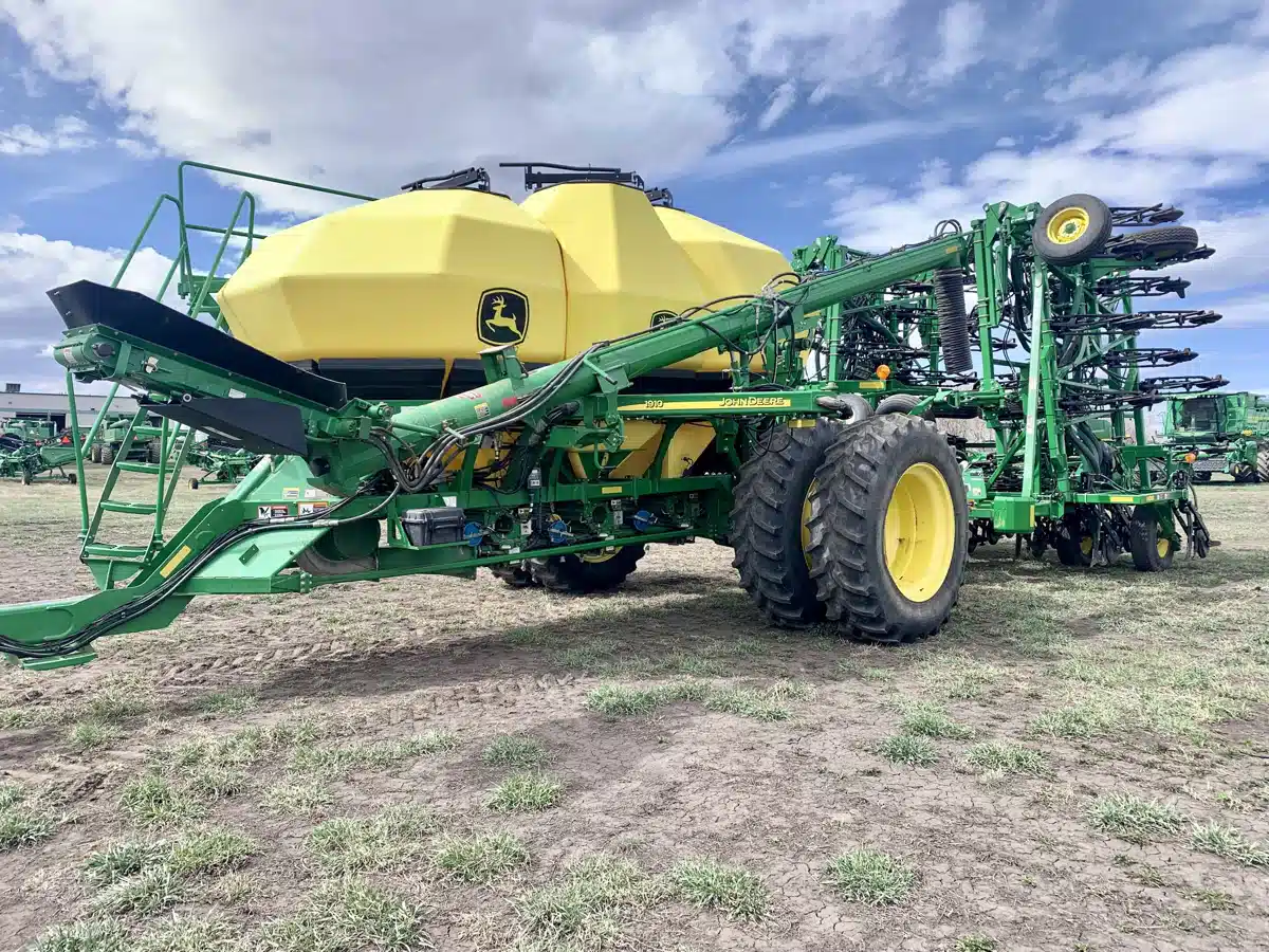 Gallery image 1 for Used 2018 John Deere 1870 Air Drill
