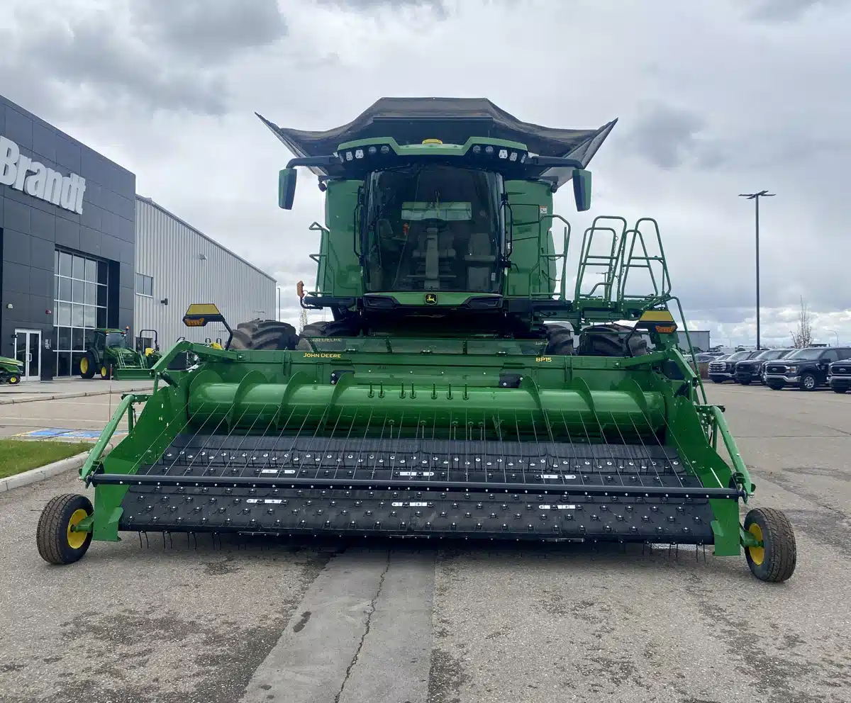 Gallery image 2 for Used 2023 John Deere X9 1000 Combine