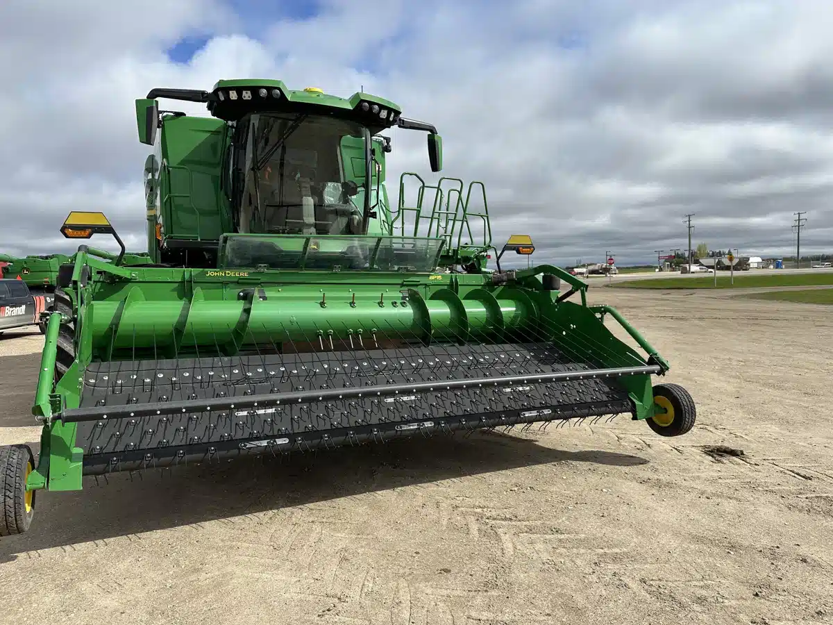 Gallery image 2 for Used 2023 John Deere X9 1100 Combine
