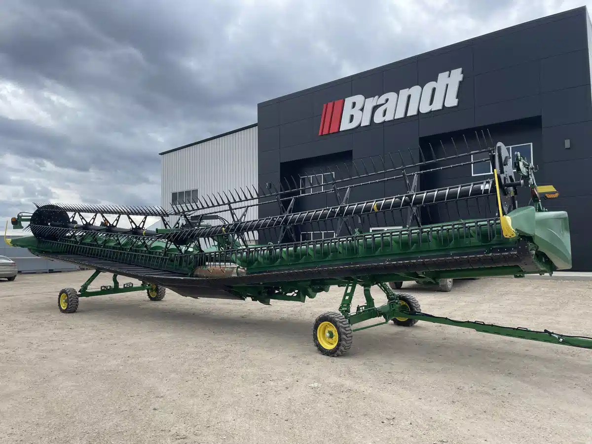 Gallery image 1 for Used 2023 John Deere HD45R Header - Draper