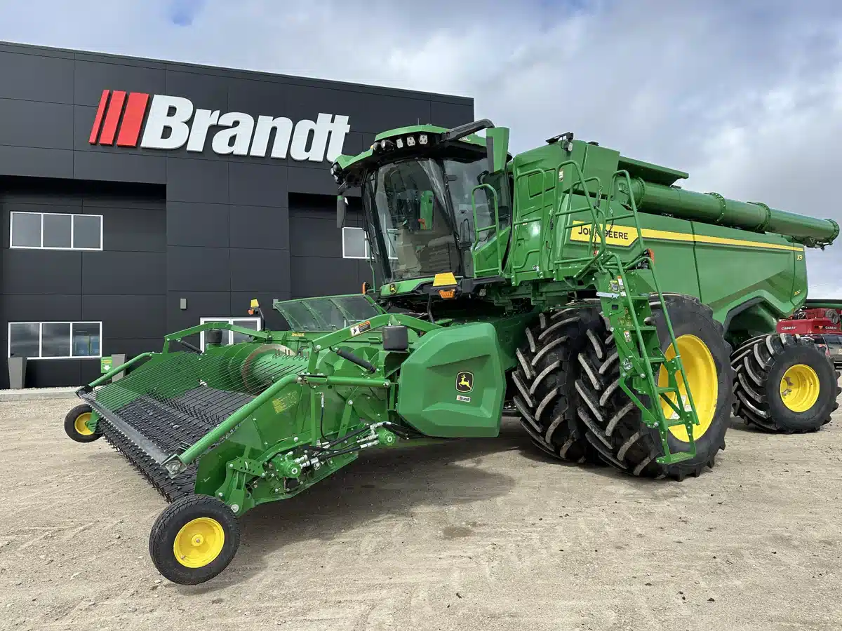 Gallery image 1 for Used 2023 John Deere X9 1100 Combine