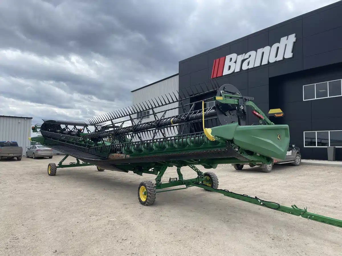 Gallery image 1 for Used 2023 John Deere HD45R Header - Draper