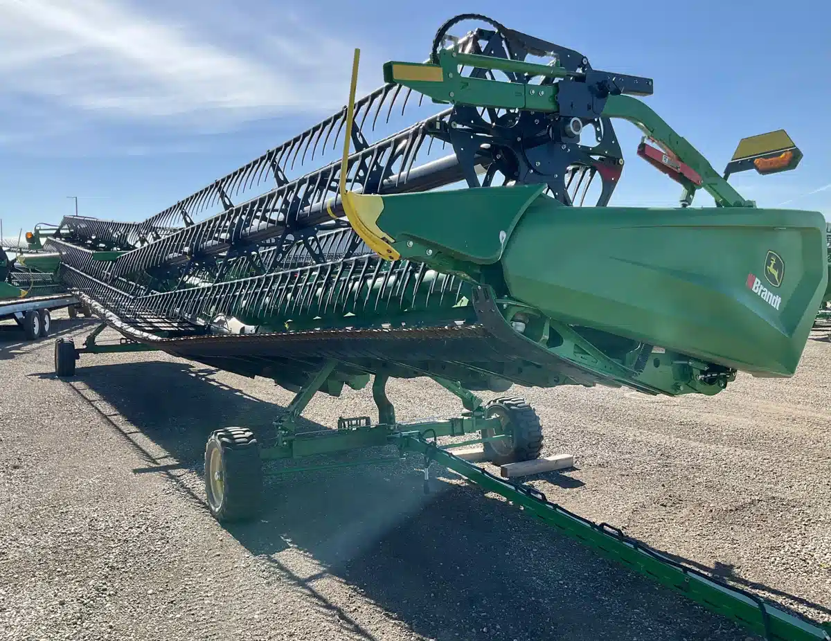 Gallery image 1 for Used 2023 John Deere HD45R Header - Draper