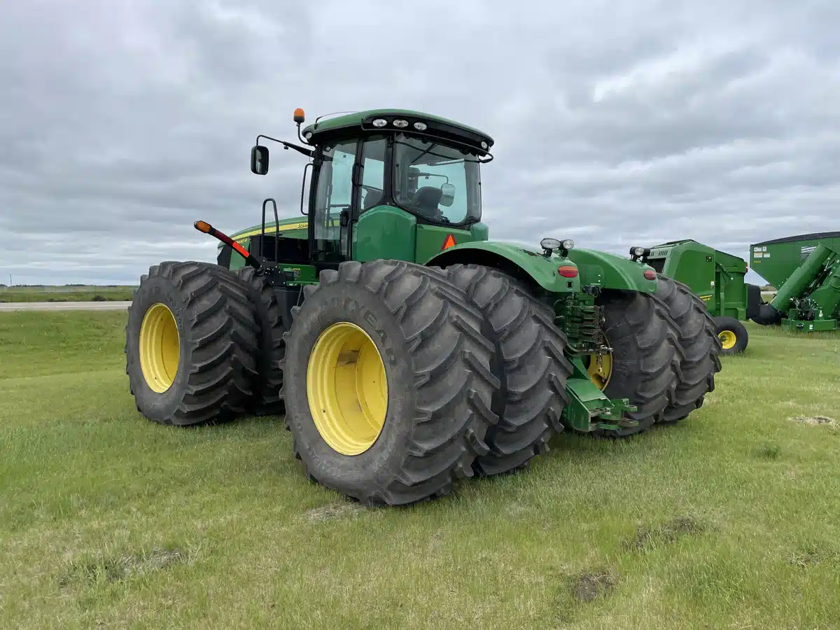 Gallery image 2 for Used 2012 John Deere 9460R Tractor