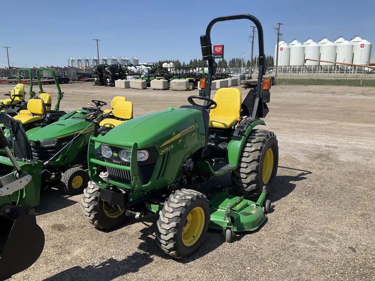 Gallery image 1 for Used 2015 John Deere 2032R Tractor