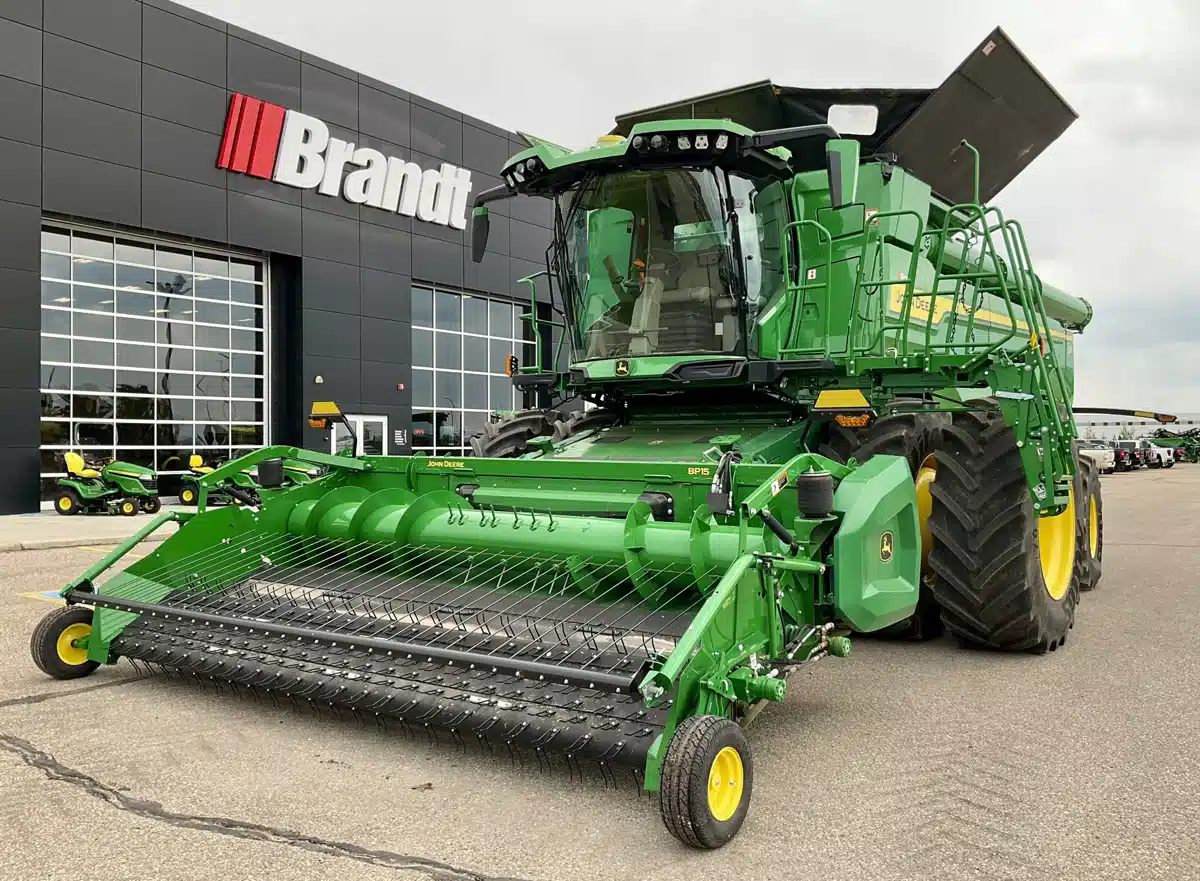 Gallery image 1 for Used 2023 John Deere X9 1000 Combine