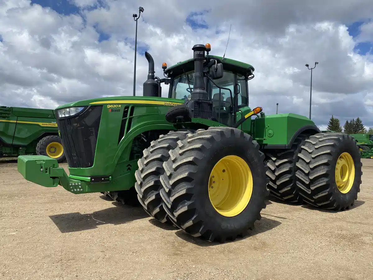 Gallery image 1 for Used 2015 John Deere 9620R Tractor