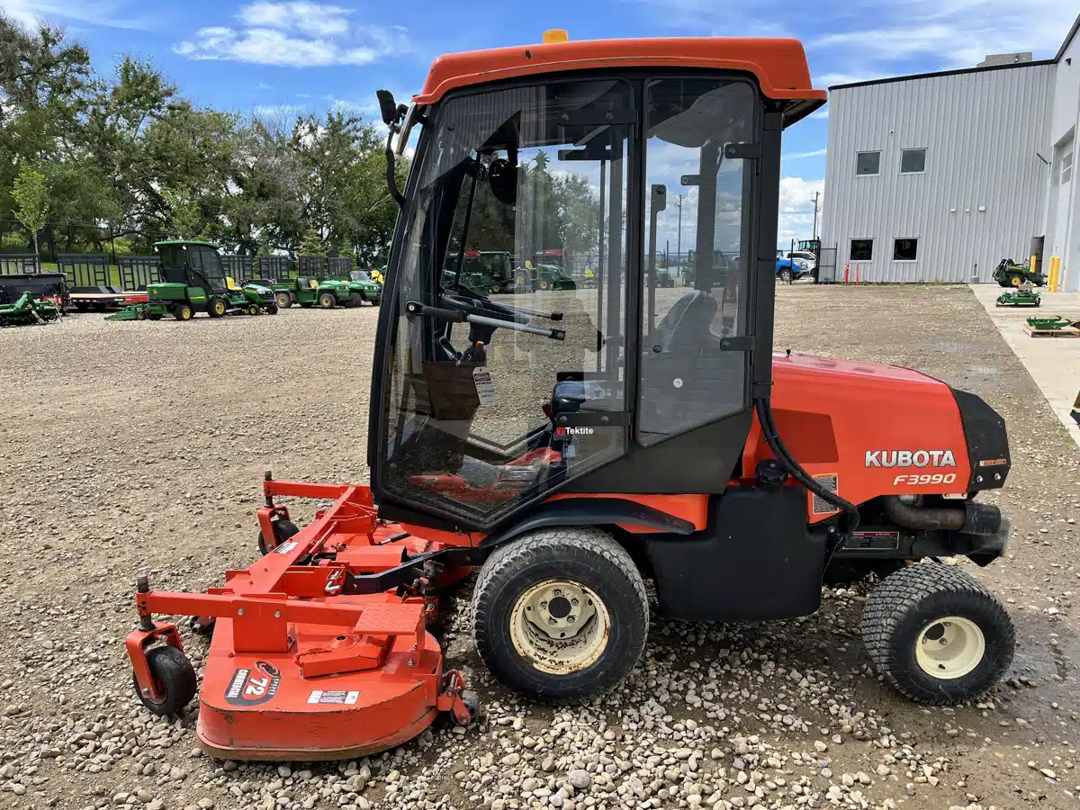 Gallery image 2 for Used 2014 Kubota F3990 Mower - Front Deck