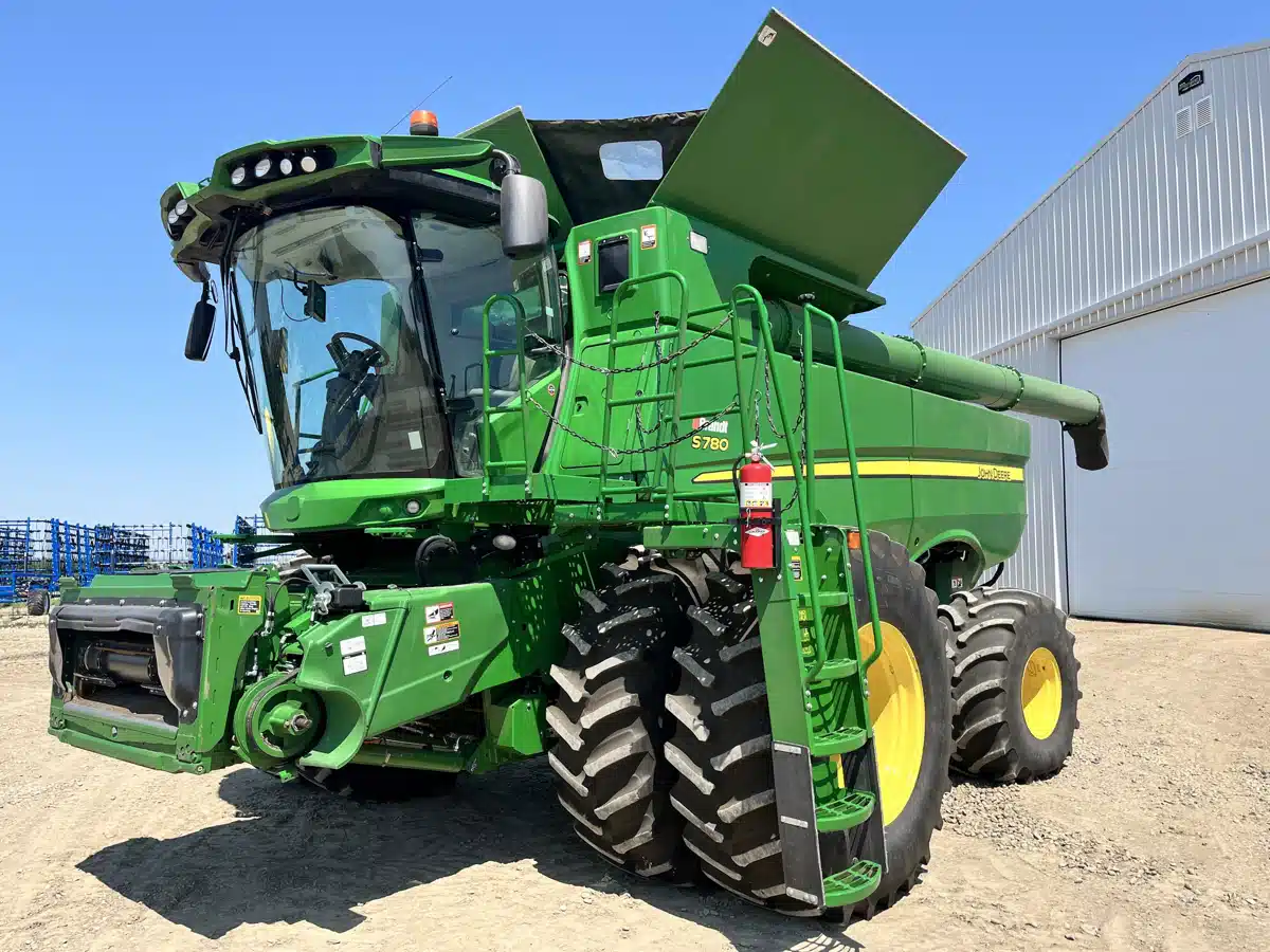 Gallery image 1 for Used 2019 John Deere S780 Combine