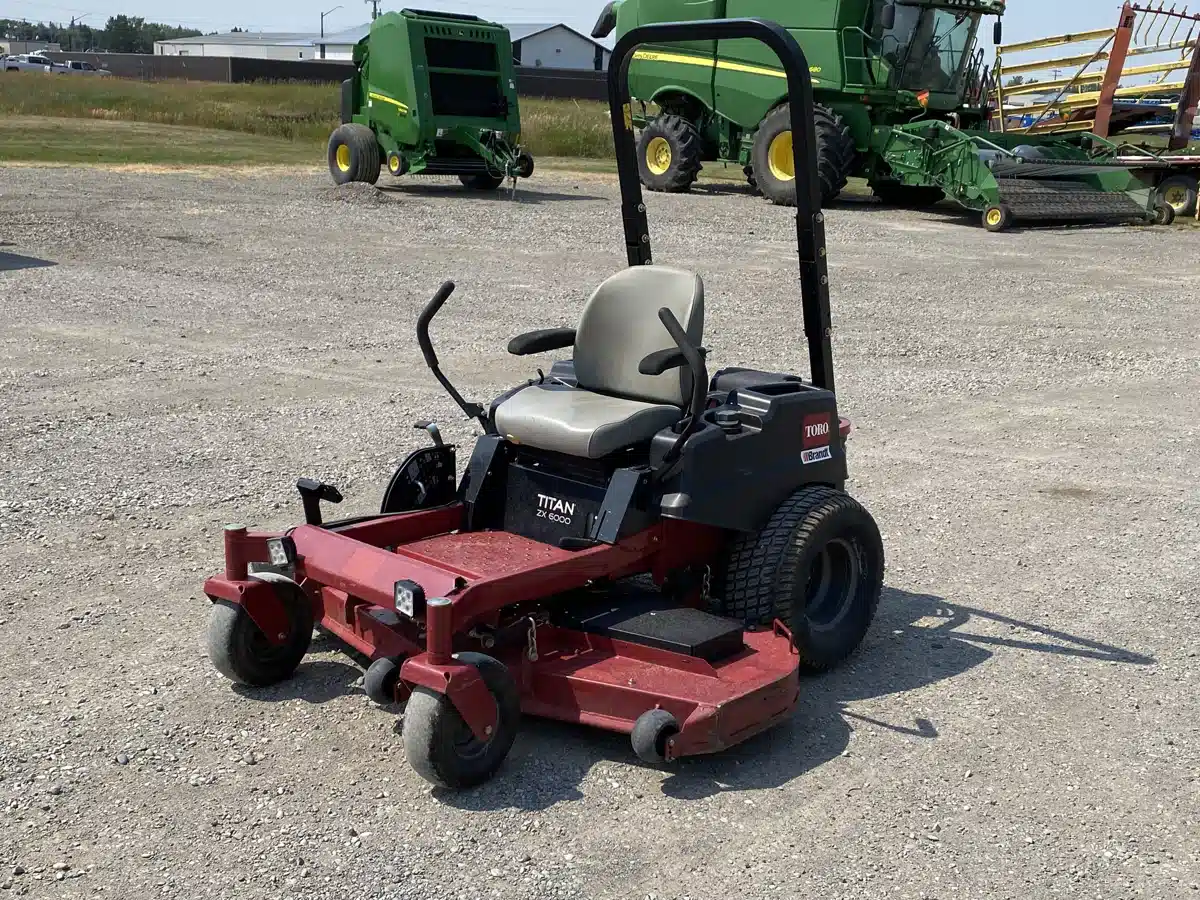 Image pour Usagé 2016 Toro - Wheel Horse 6000 Tondeuse à rayon de braquage zéro