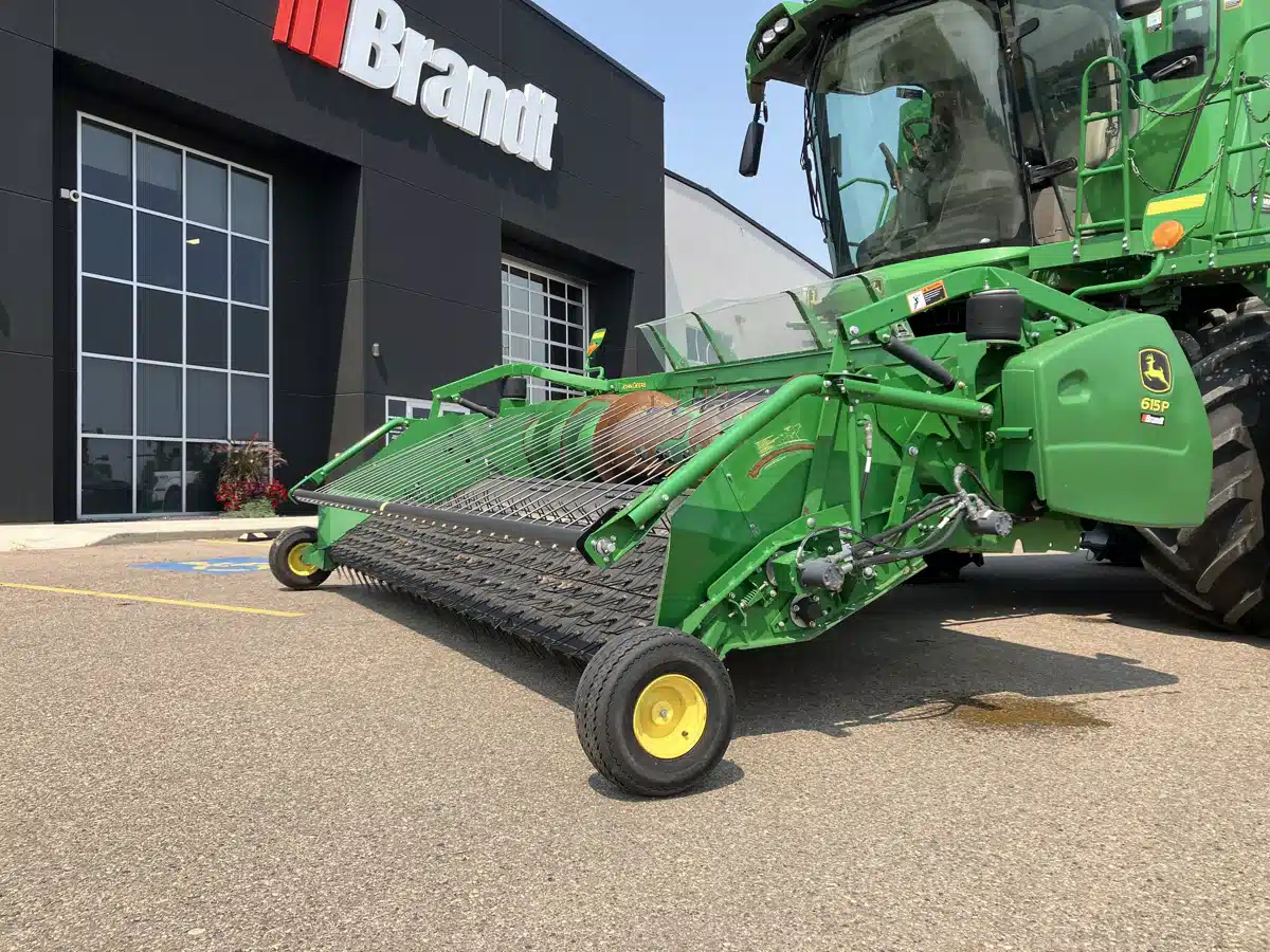 Gallery image 1 for Used 2019 John Deere 615P Header - Pickup