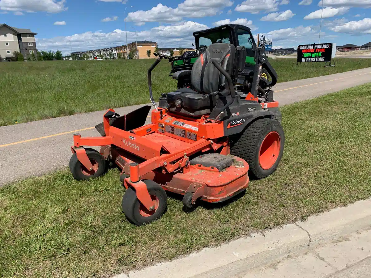 Gallery image 1 for Used 2022 Kubota Z781KWi Mower - Zero Turn