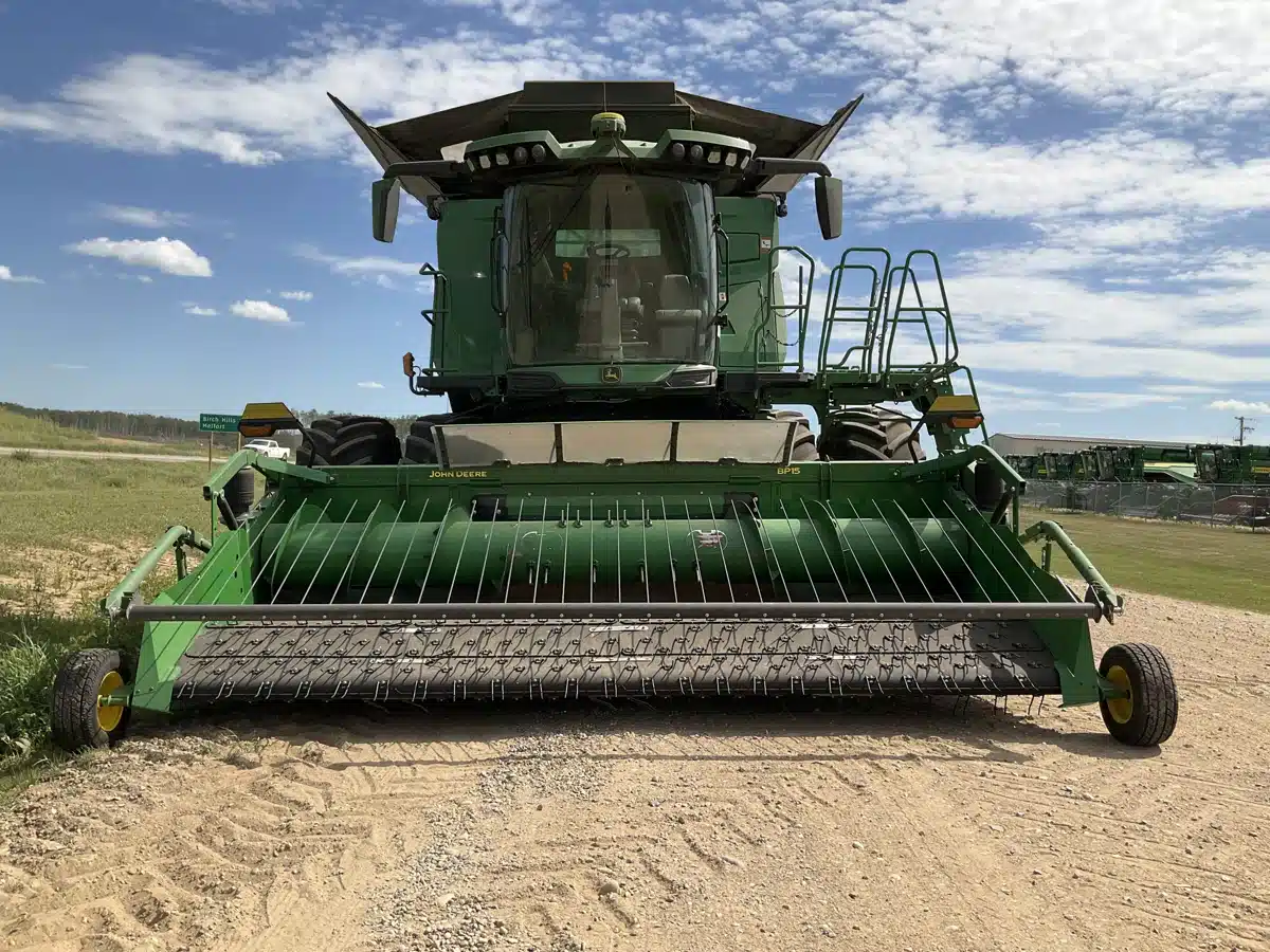 Gallery image 2 for Used 2022 John Deere X9 1100 Combine