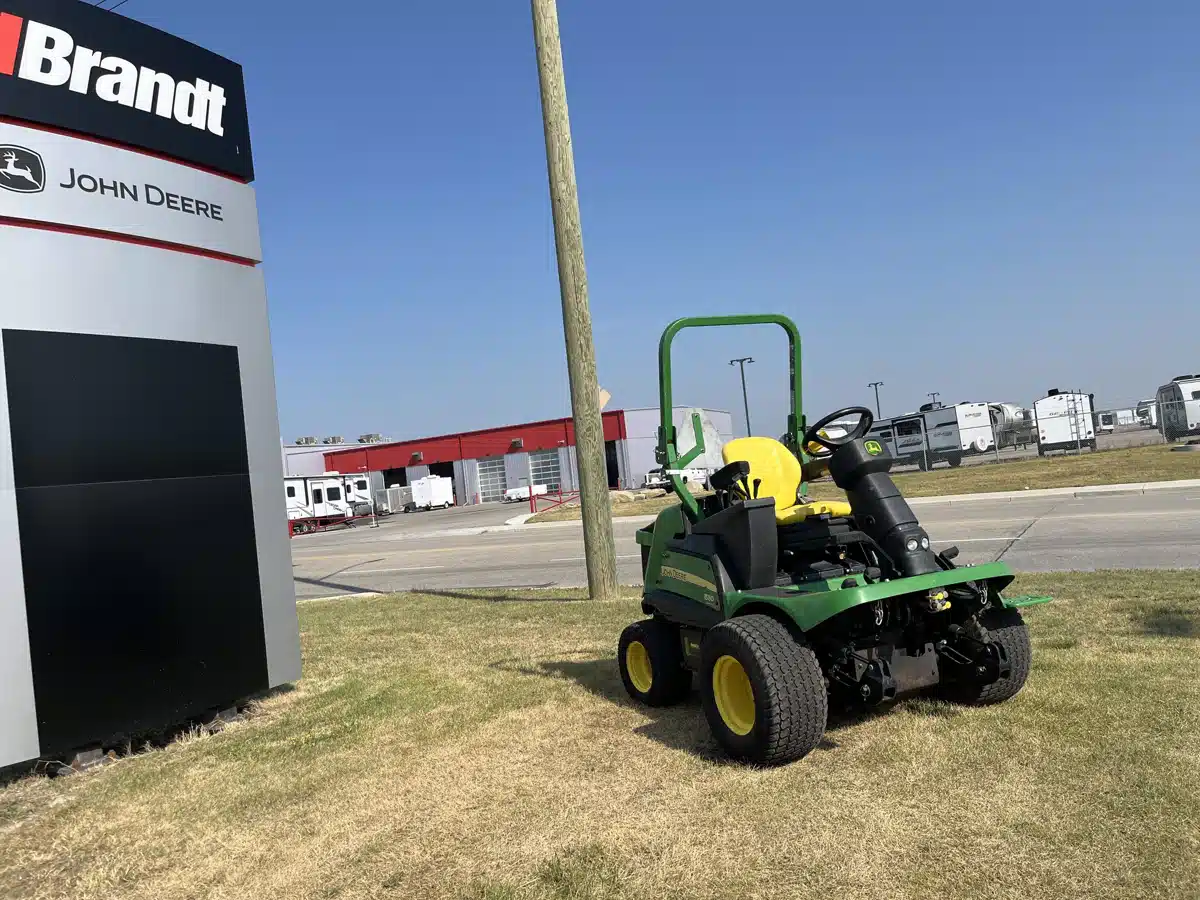 Gallery image 2 for Used 2017 John Deere 1580 Mower - Front Deck