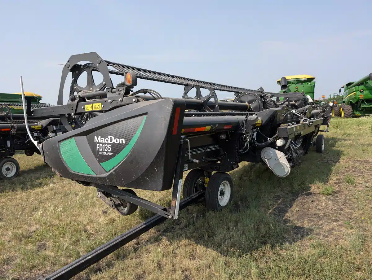 Gallery image 2 for Used 2018 MacDon FD135 Header - Draper