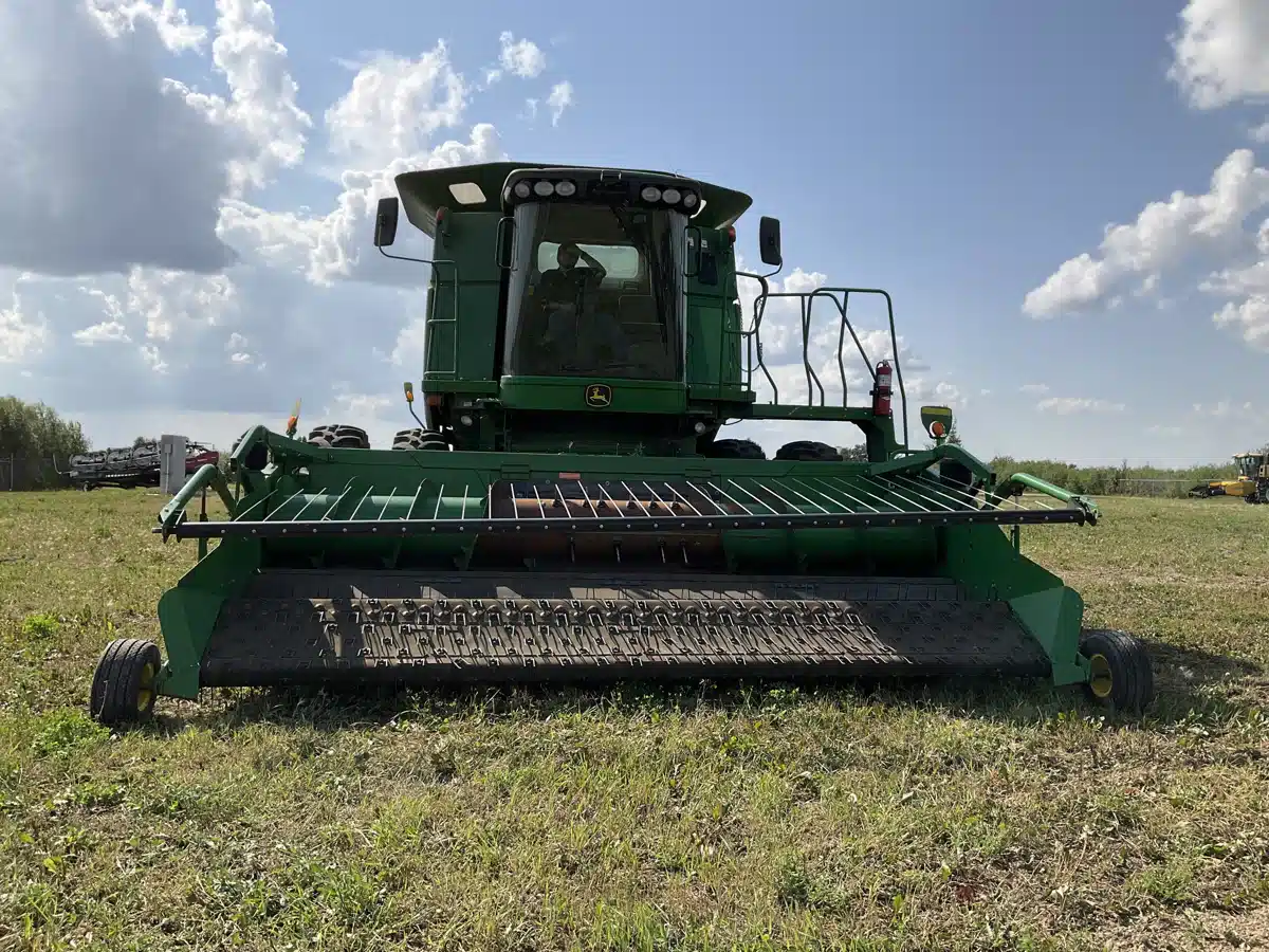 Gallery image 2 for Used 2011 John Deere 9870 STS Combine