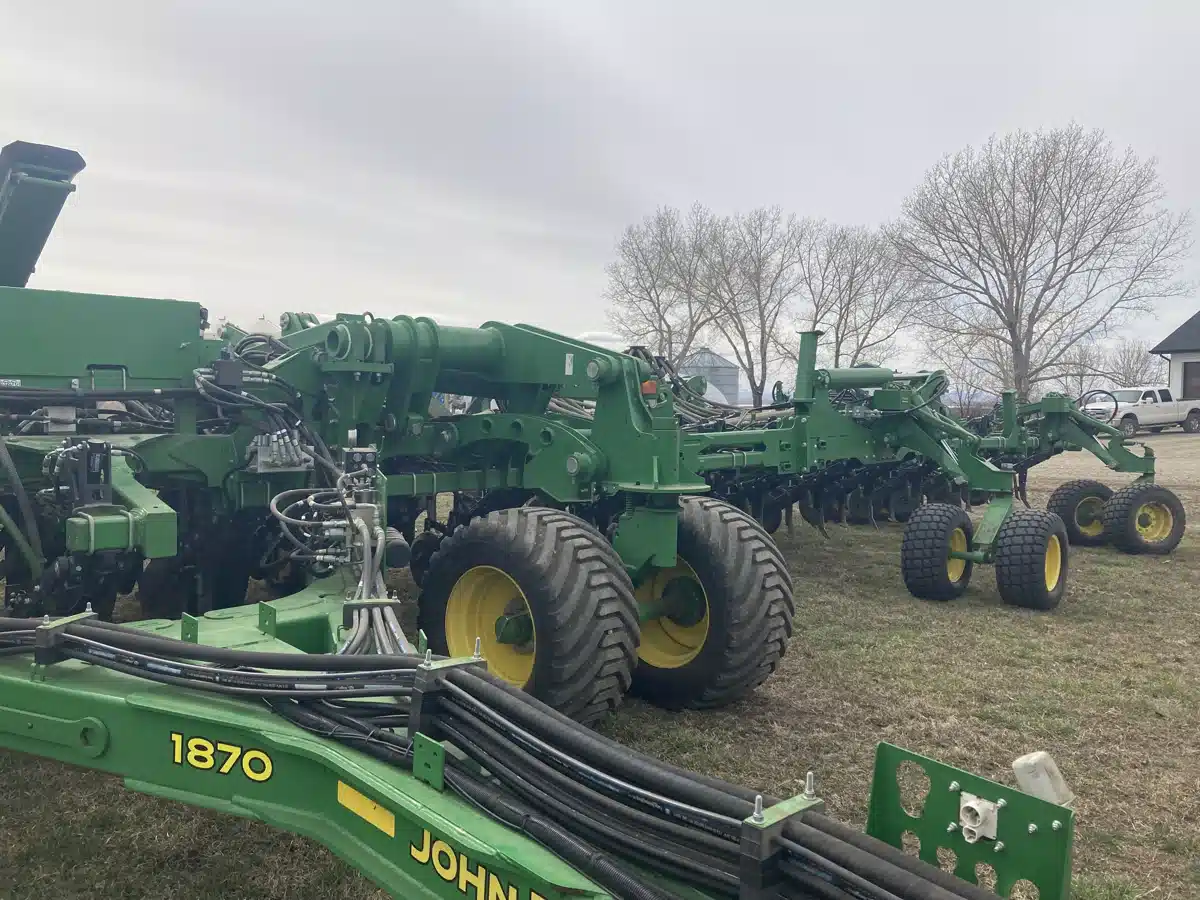 Gallery image 1 for Used 2016 John Deere 1870 Air Drill